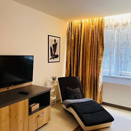 Sparrow Apartmens - Vrabcia Ulica 9, Kösice Dış mekan fotoğraf