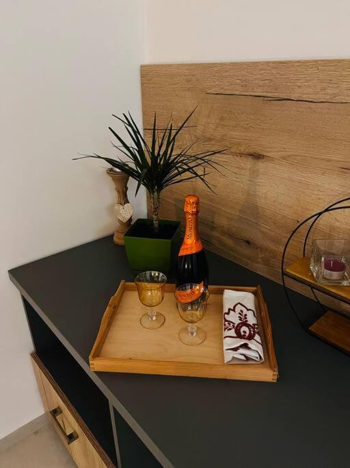 Sparrow Apartmens - Vrabcia Ulica 9, Kösice Dış mekan fotoğraf