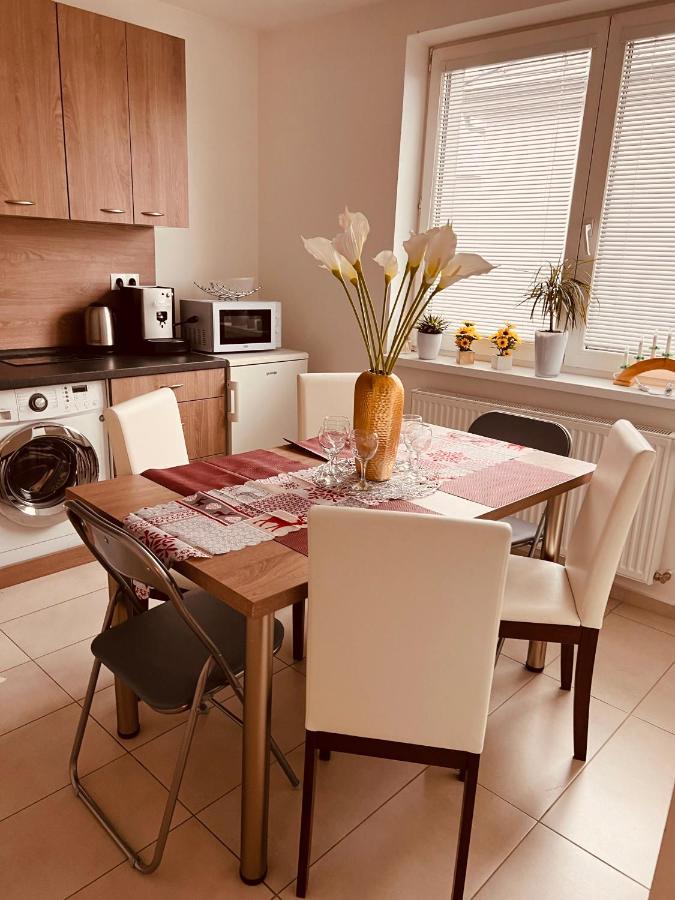 Sparrow Apartmens - Vrabcia Ulica 9, Kösice Dış mekan fotoğraf