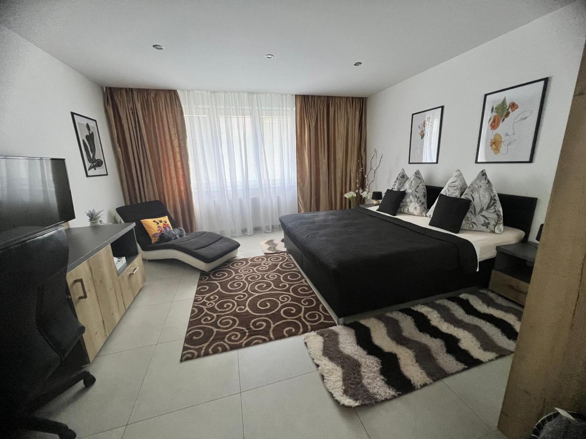 Sparrow Apartmens - Vrabcia Ulica 9, Kösice Dış mekan fotoğraf